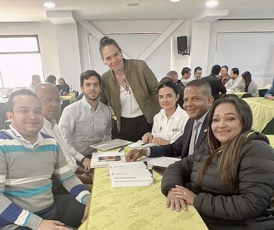 Director de Indeportes presente en mesas de trabajo con la nueva  Ministra Astrid Bibiana Rodríguez en Bogotá